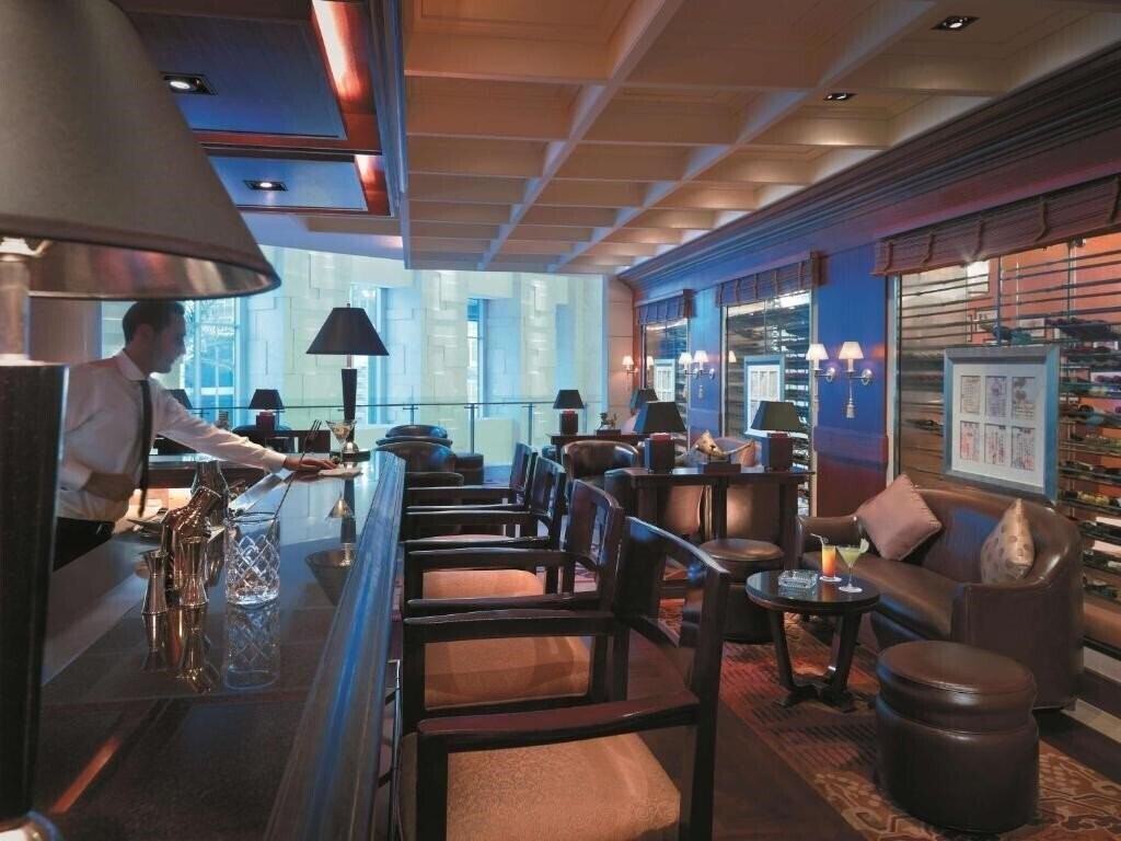 Фотография Shangri-La Hotel 5*