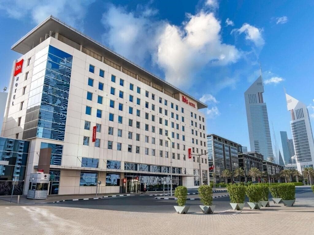 Отель Ibis World Trade Center 2*