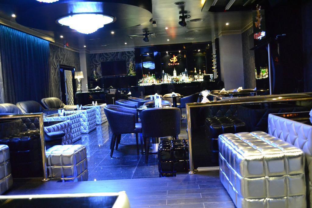 The Country Club Hotel 4* қонақ үйі