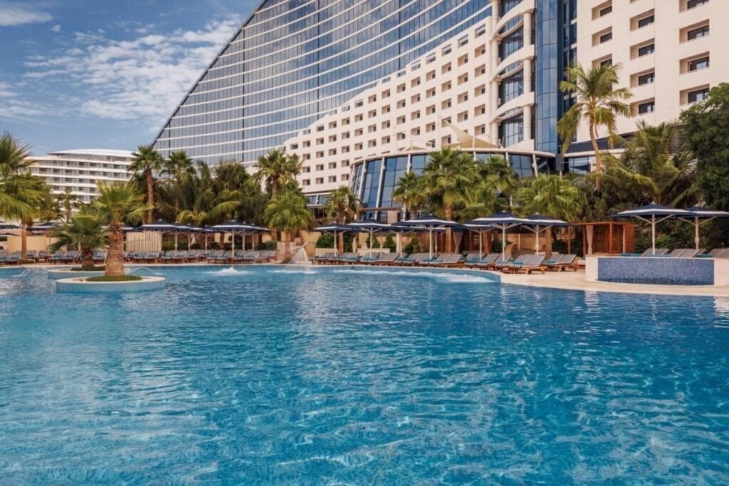 Jumeirah Beach Hotel (ex. Beach Hotel, Jumeirah Beach Hotel & Beit Al Bahar Villas) 5* суреті