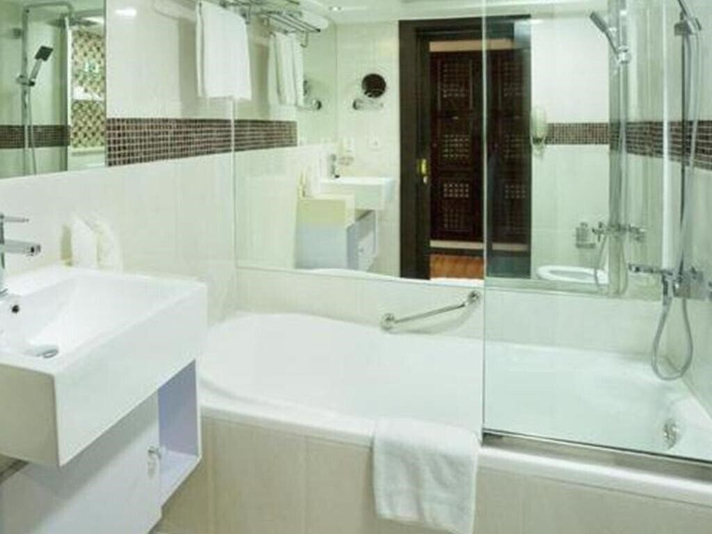 Фотография Arabian Courtyard Hotel & SPA 4*