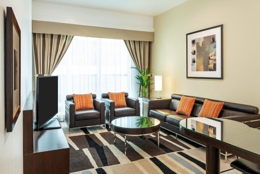 Four Points by Sheraton Sheikh Zayed Road 4* қонақ үйі