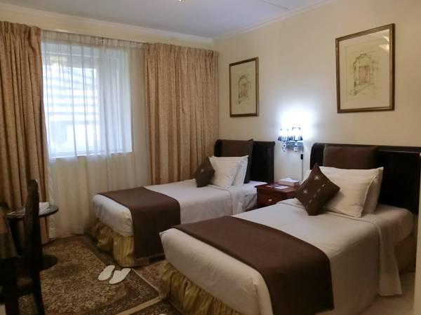 Al Muraqabat Plaza Apartments 3* қонақ үйі
