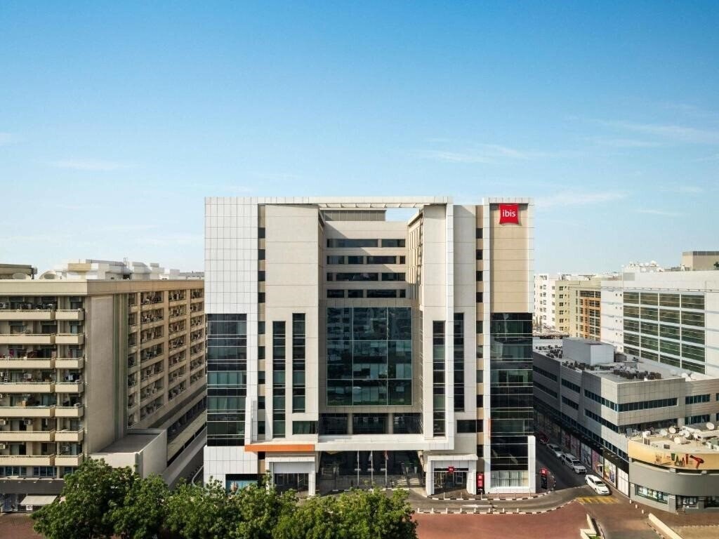 Отель Ibis Hotel Al Rigga 2*