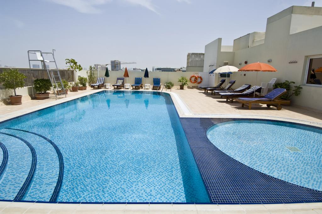 Отель Ramee Hotel Apartments 3*