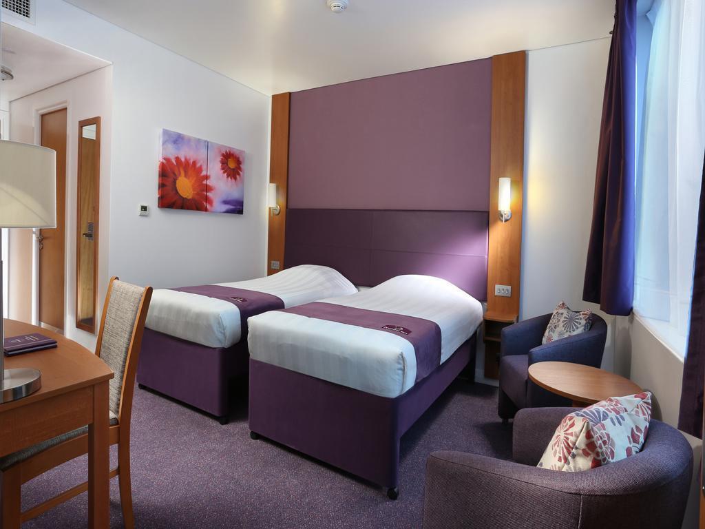 Premier Inn - Dubai Investment Park 3* суреті