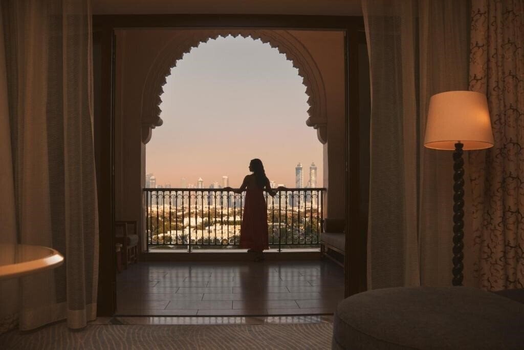 Four Seasons Resort Dubai at Jumeirah Beach (ex. Four Seasons Resort Jumeirah Beach, Four Seasons Resort Jumeirah) 5* суреті