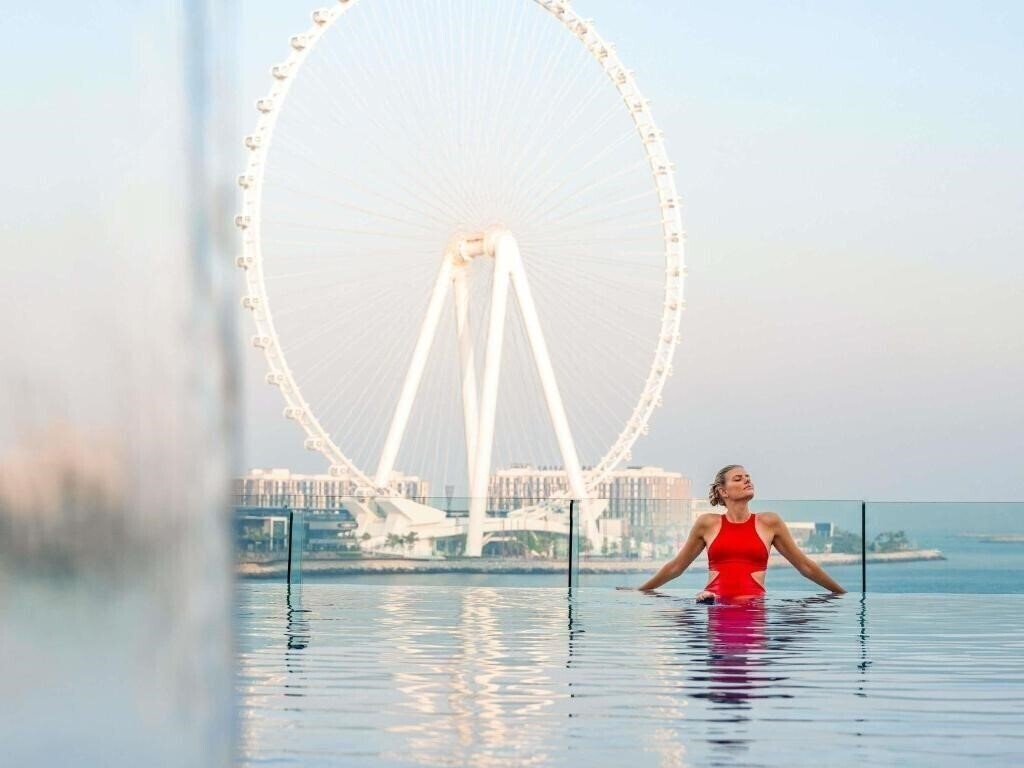 Отель Sofitel Dubai Jumeirah Beach 5*