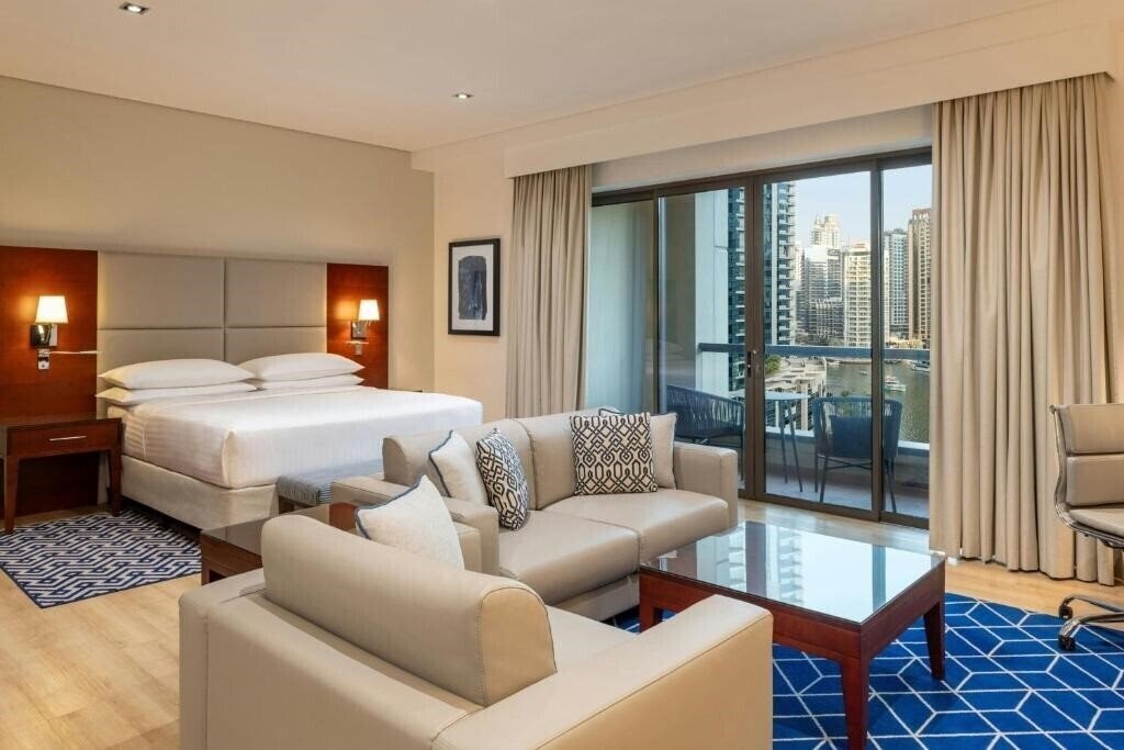 Фото Sheraton The Walk, Dubai 4*