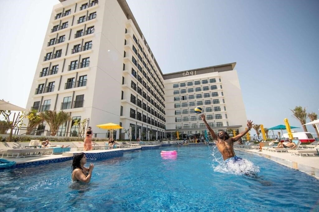 Rove La Mer Beach 3* суреті