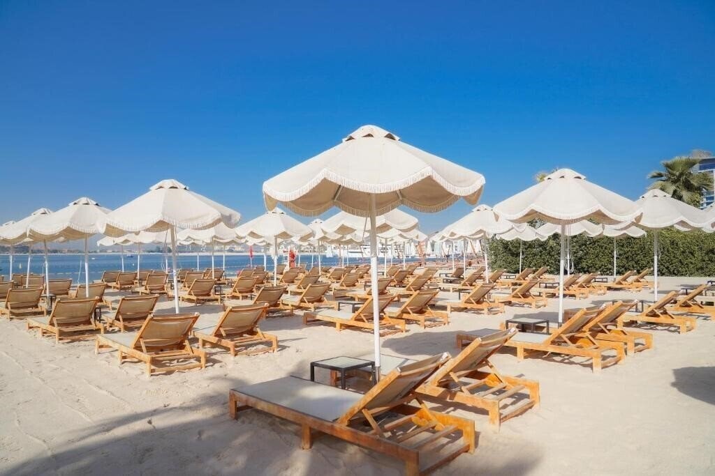 Картинка NH Collection Dubai The Palm 4*