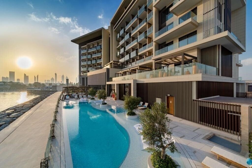 Hyatt Centric Jumeirah Dubai 5* қонақ үйі