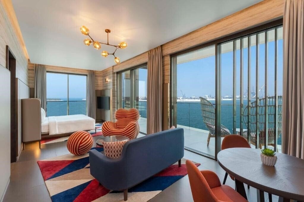 Фото Hyatt Centric Jumeirah Dubai 5*