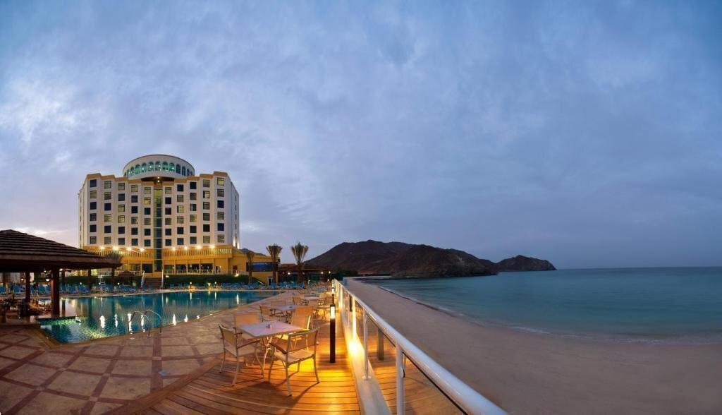 Oceanic Khorfakkan Resort & Spa 4* қонақ үйі
