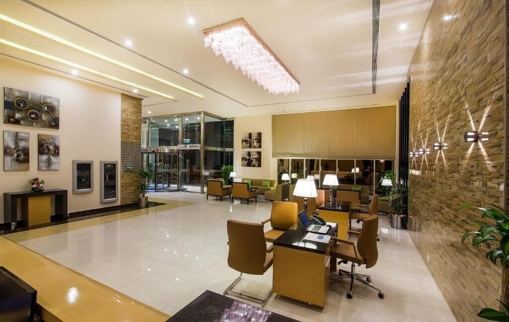 V Hotel Fujairah 4* суреті
