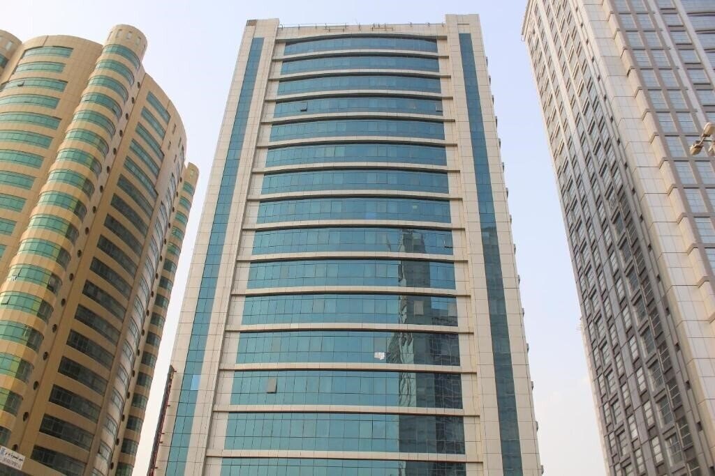 Отель Clifton International Hotel (ex. Coral Residence Tower Fujairah, Coral Suites Hotel Fujairah, East Coast Hotel Apartments) 3*