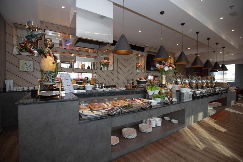 Fortis Hotel Fujairah (ex. Fortune Royal Hotel) 4* суреті