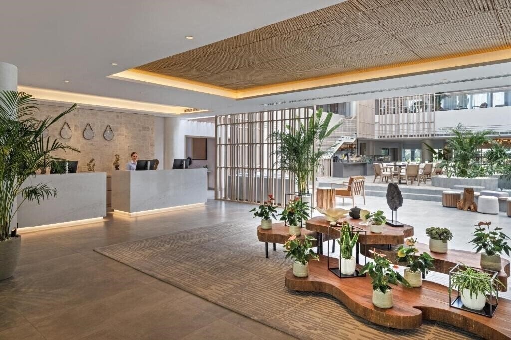 Изображение Fujairah Rotana Resort 5*