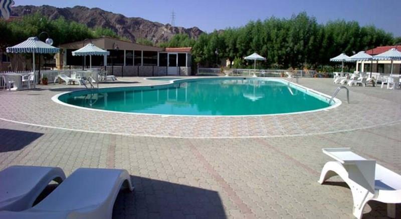 Holiday Beach Resort (ex. Holiday Beach Motel) 4* суреті