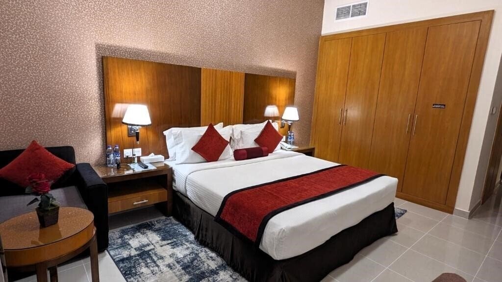 Фото City Tower Hotel 4*