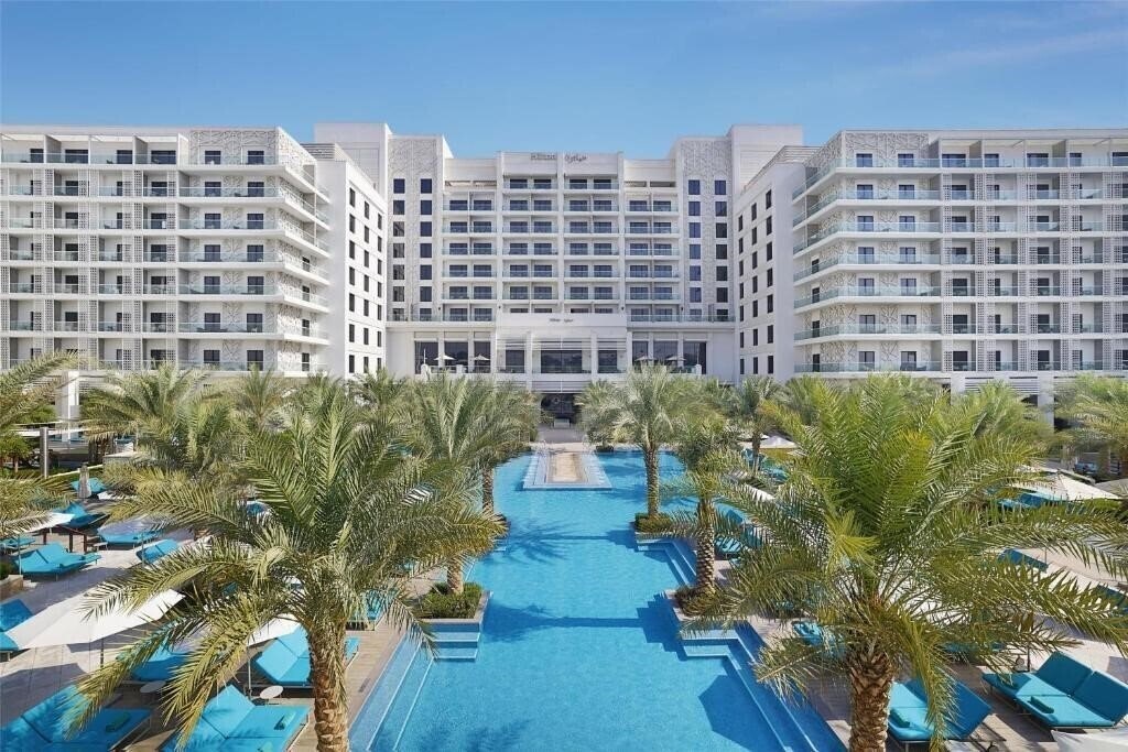 Отель Hilton Abu Dhabi Yas Island 5*