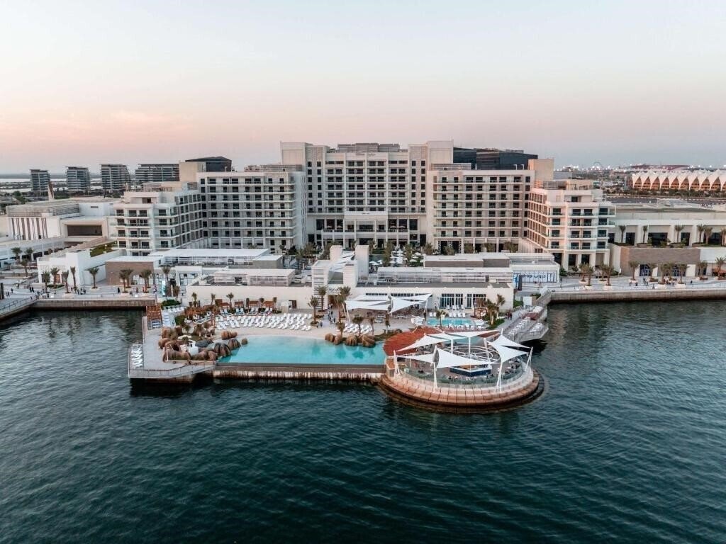Картинка Hilton Abu Dhabi Yas Island 5*