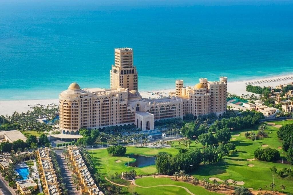 Waldorf Astoria Ras Al Khaimah 5* фотосуреті