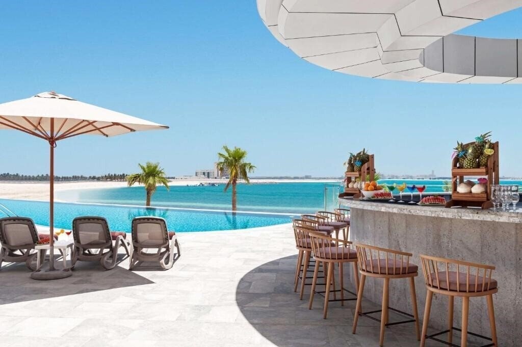 Hampton by Hilton Marjan Island 4* фотосуреті