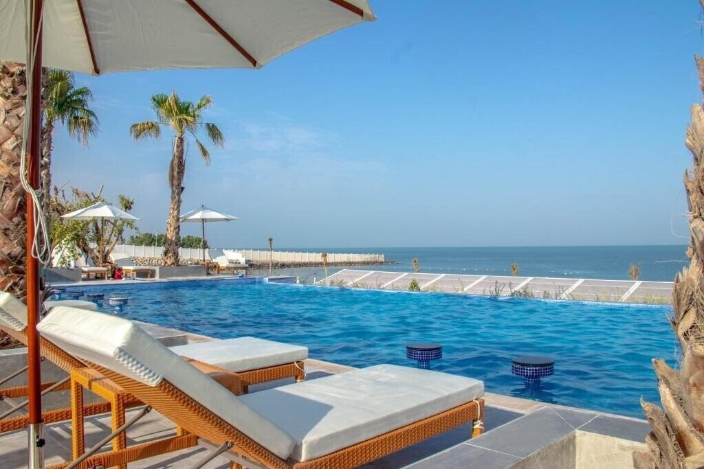 Фото The Longbeach Campground кемпинг