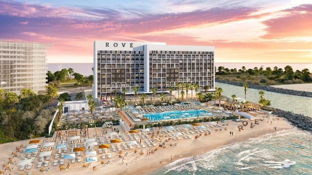 Отель Rove Al Marjan Island 4*