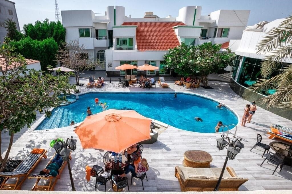Отель Al Khalidiah Resort (ex. Villa Al Khalidiah Sharjah) 3*