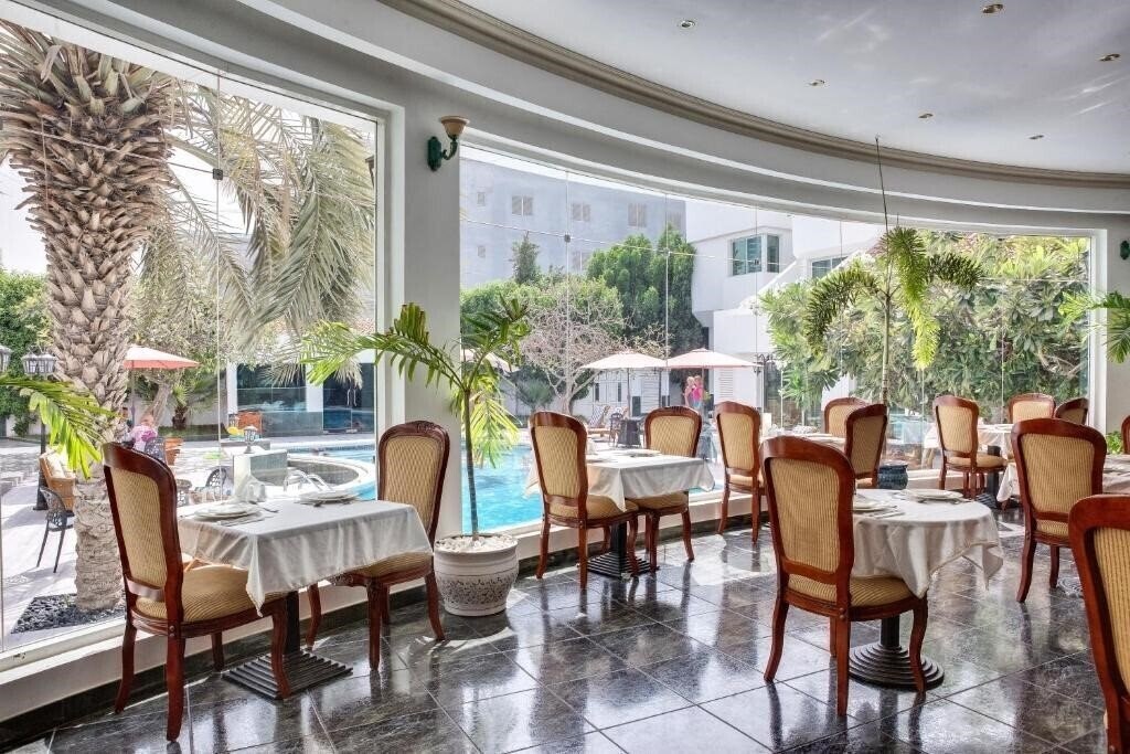 Картинка Al Khalidiah Resort (ex. Villa Al Khalidiah Sharjah) 3*