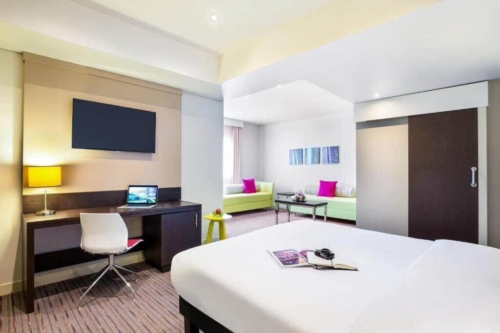 Отель Ibis Style Sharjah (ex. Premier Inn) 3*