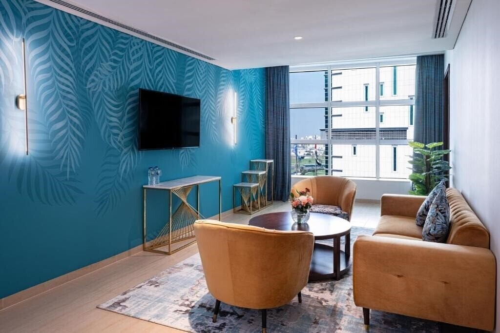 Four Points By Sheraton Sharjah 4* суреті