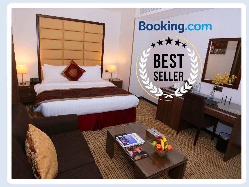 Отель Al Hamra Hotel Sharjah 4*