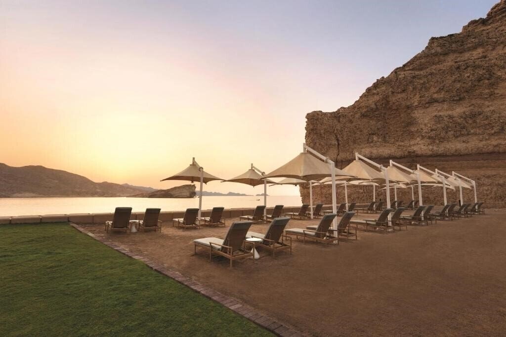 Картинка Al Husn Hotel Muscat 5*