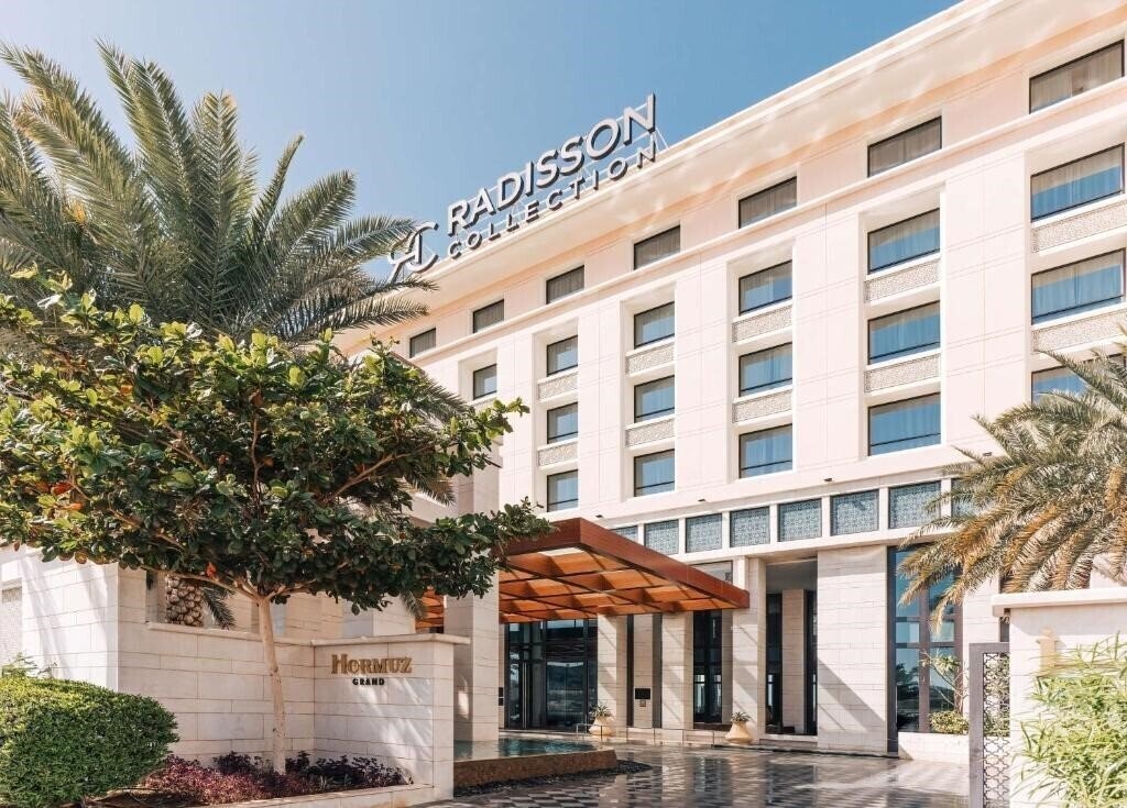 Фото Hormuz Grand Hotel 4*