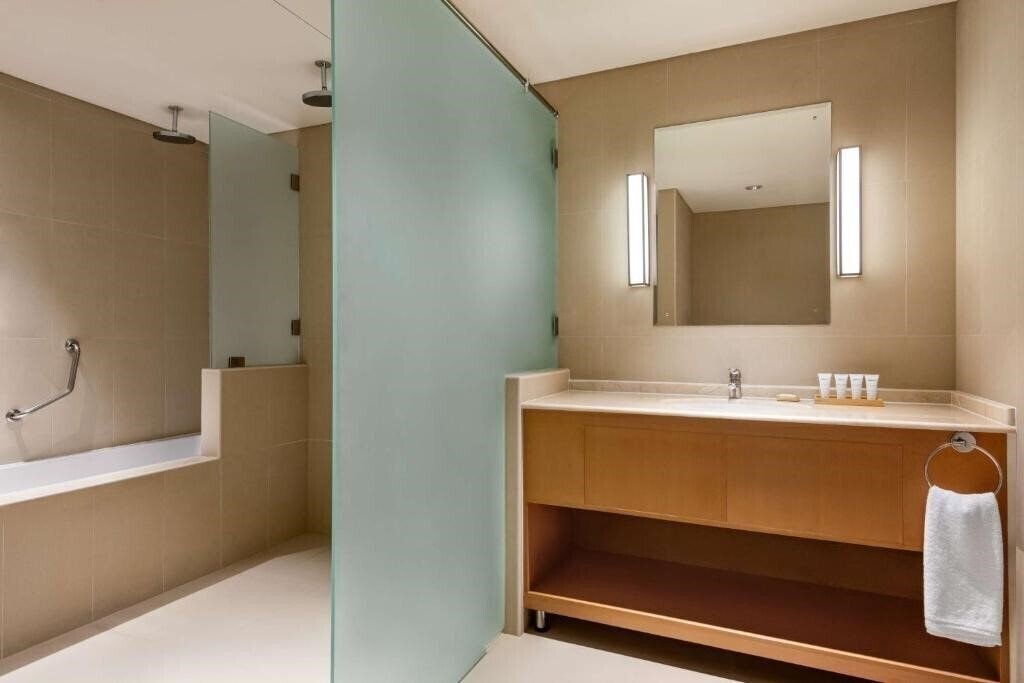 Фотография Levatio Suites Muscat, A Member of Radisson Individuals 4*