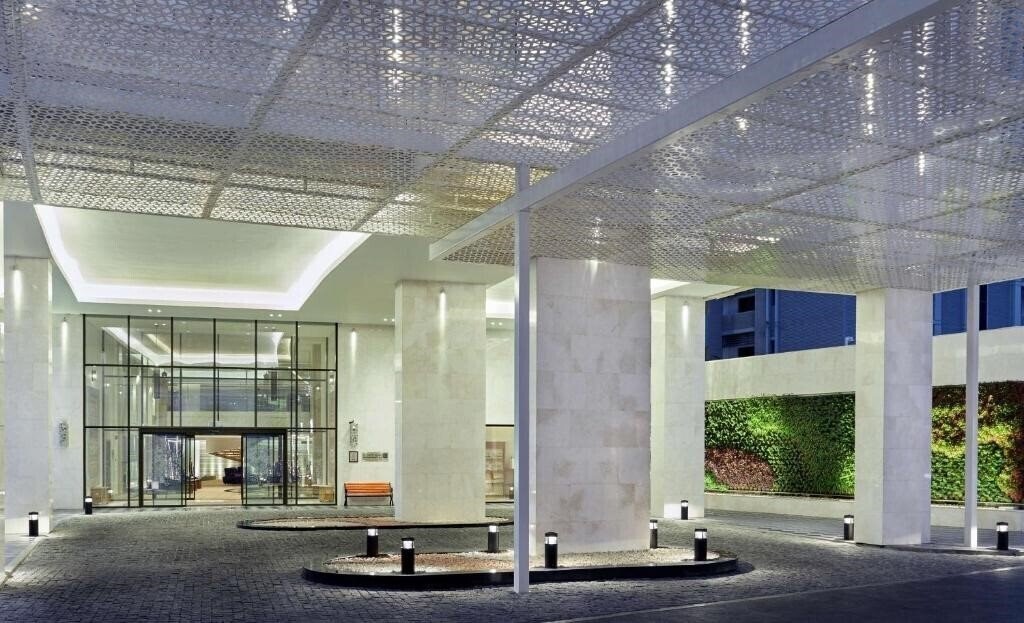 Фото Hilton Garden Inn 4*