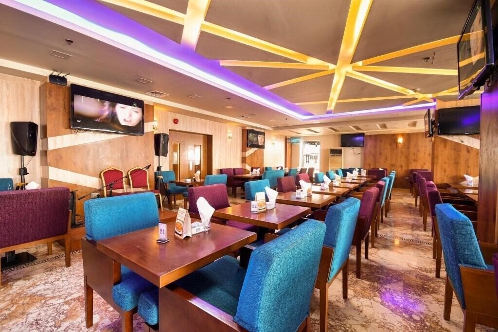 Изображение Waves International Hotel 3*