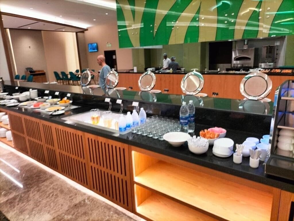 Tulip Inn Hotel Majan **** 4* суреті