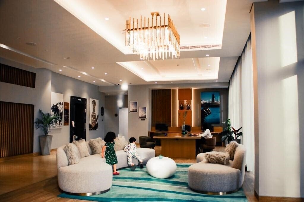 Фото Citadines Al Ghubrah Muscat 4*