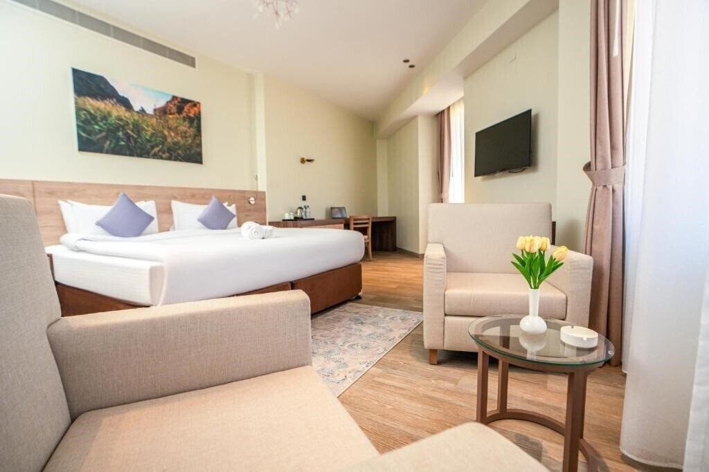 Kyriad Hotel Muscat 4* қонақ үйі