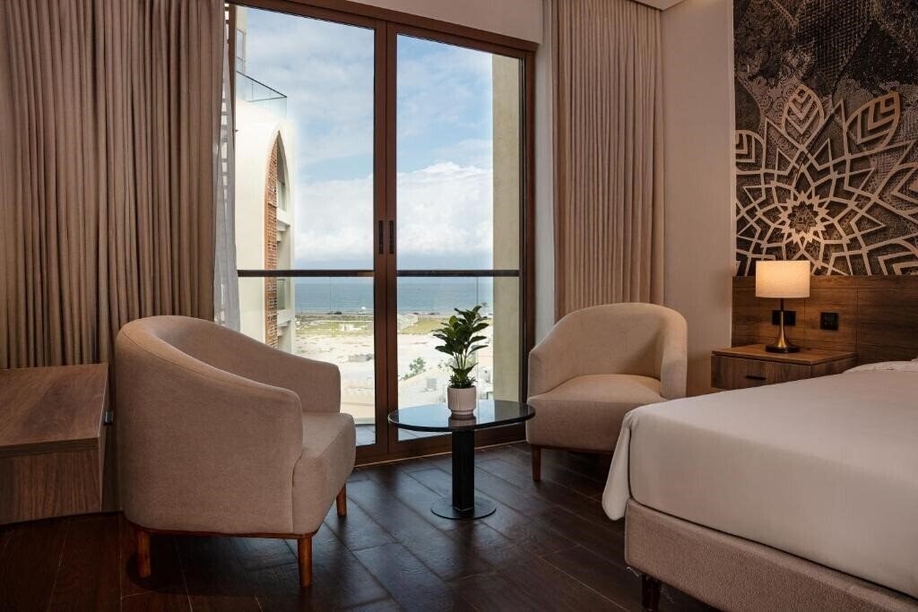 Изображение Golden Tulip Muscat The Village 4*