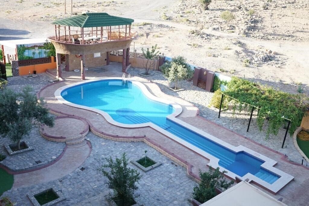 Отель Jabal Al Akhdar Grand Hotel 2*