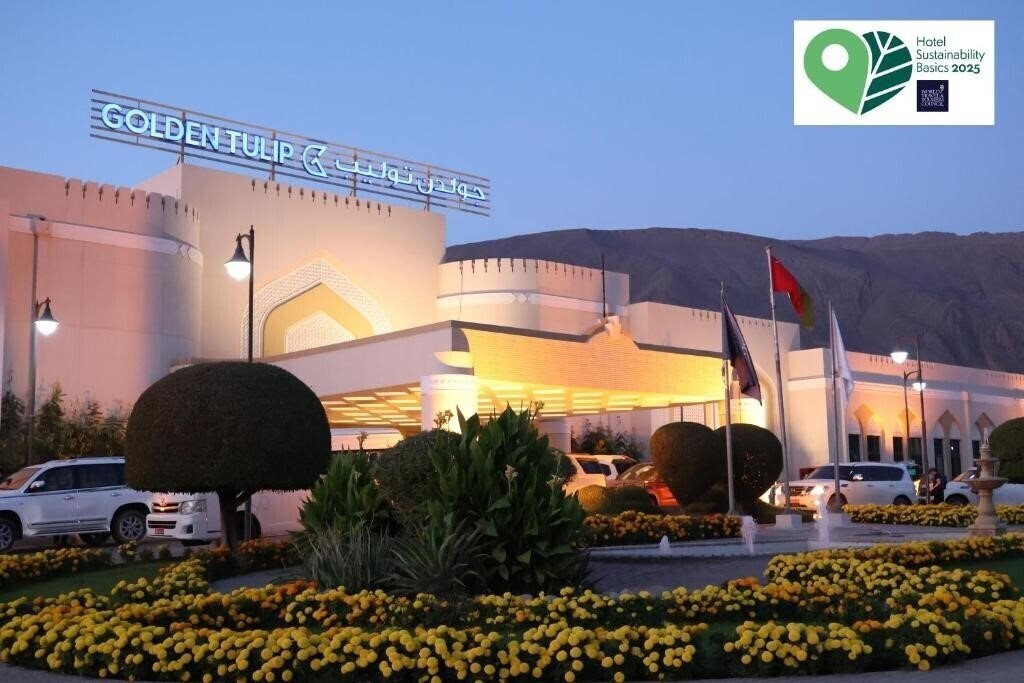 Отель Golden Tulip Nizwa 4*