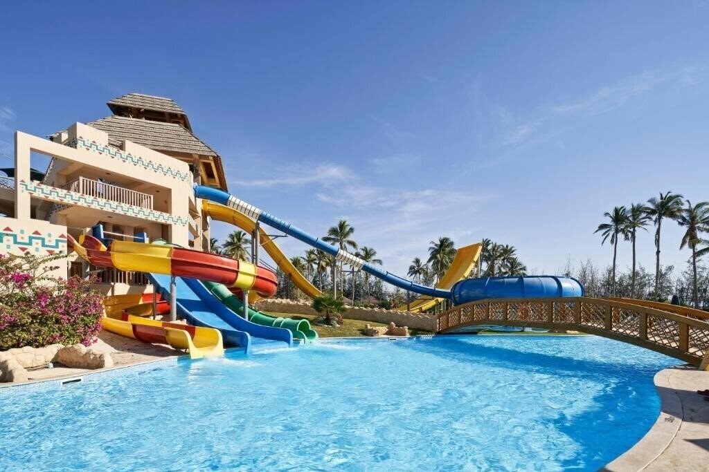 Fanar Hotel & Residence 4* суреті