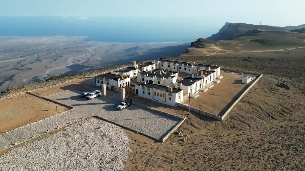 Отель Sama Jabal Samhan 3*