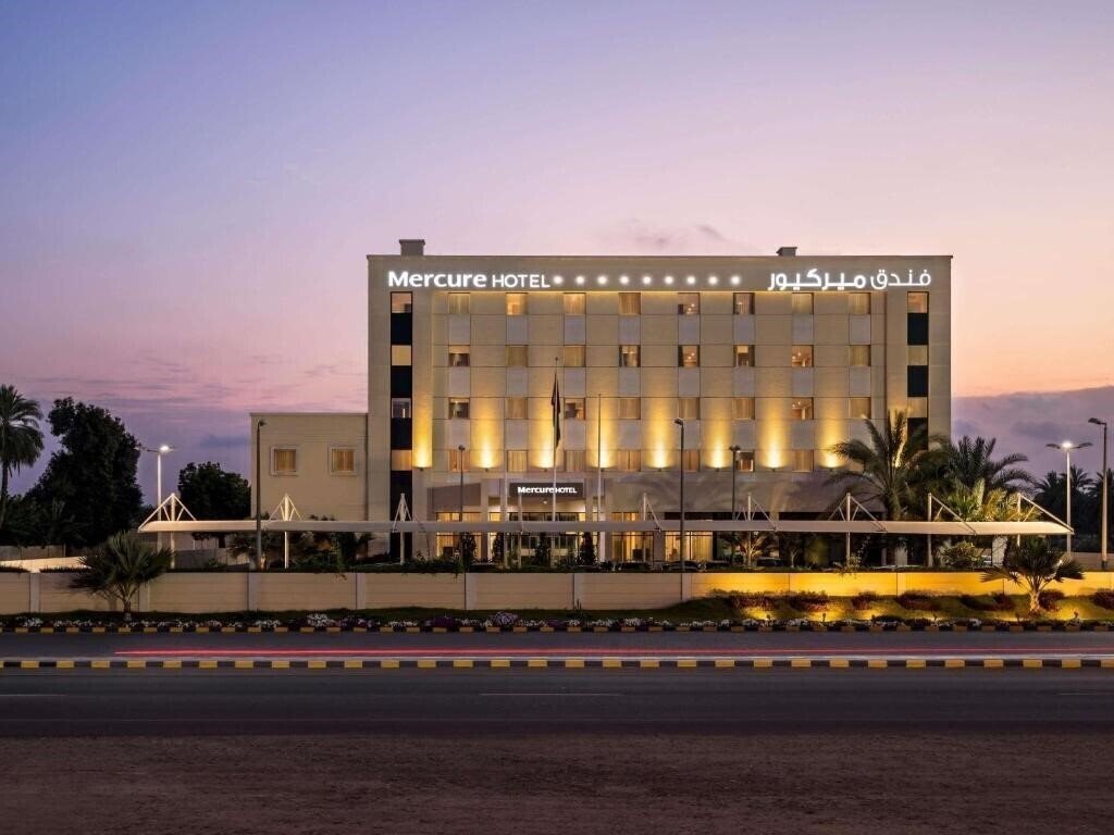 Отель Mercure Sohar 4*