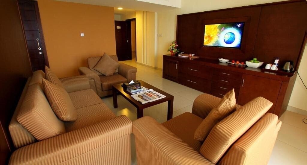 Фото Sohar Beach Hotel 4*